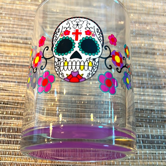 💀💀Sugar Skulls Set of 4 Double Old-Fashioned Glasses.  NWT. - Picture 7 of 9
